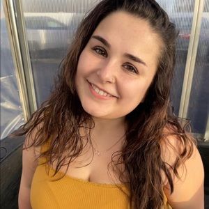 Meet your Posher, Julia